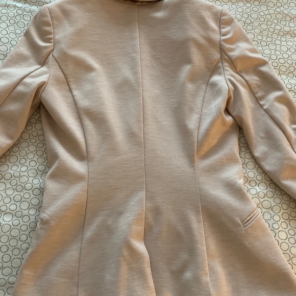 H&M light pink blazer - Picture 5 of 5